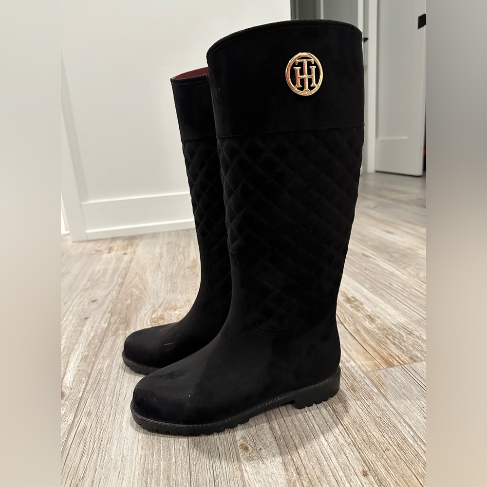 Tommy Hilfiger Womens Black Boots US 8